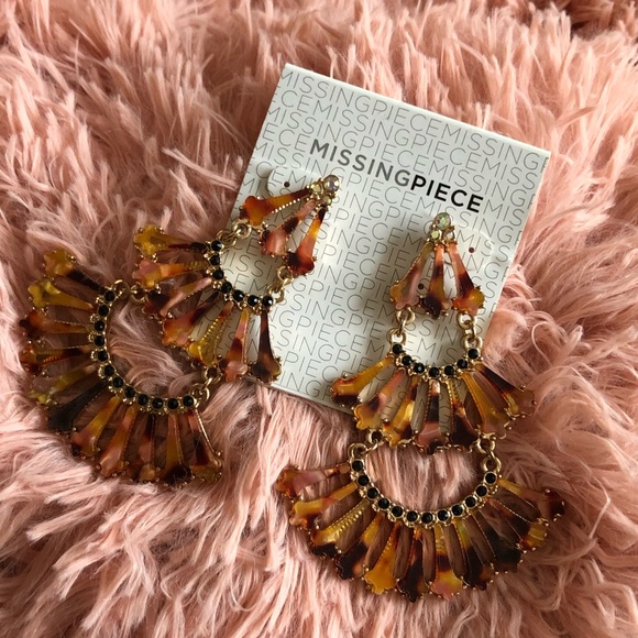 Nordstrom Jewelry - Tortoiseshell Pattern Chandelier Earrings